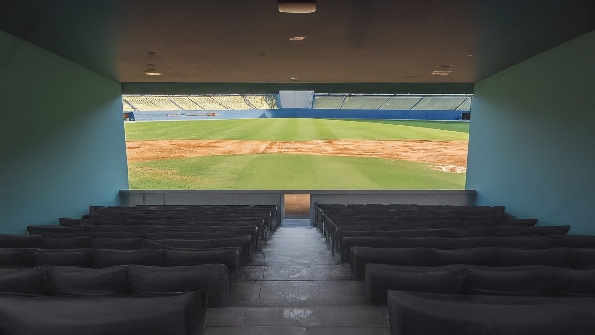 スタジアムツアー参加方法と試合がない日の楽しみ方